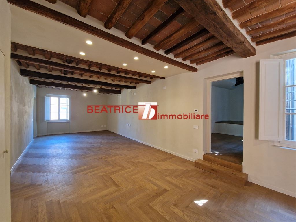 AMPIO, 3 CAMERE, RISTRUTTURATO