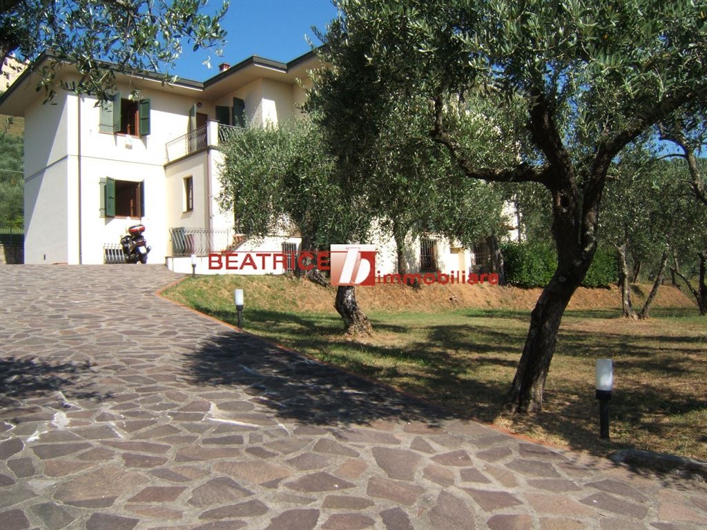 ADATTA A 3 NUCLEI FAMILIARI