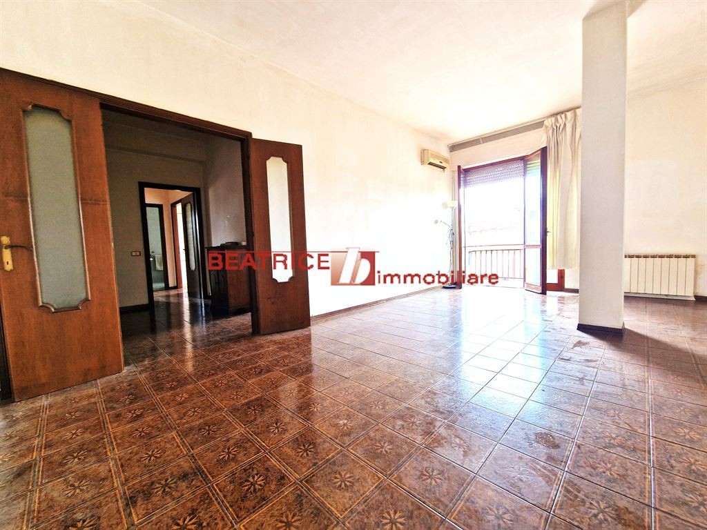 ULTIMO PIANO LUMINOSO, POSTO AUTO COPERTO, SUBITO DISPONIBILE, PICCOLO CONDOMINIO