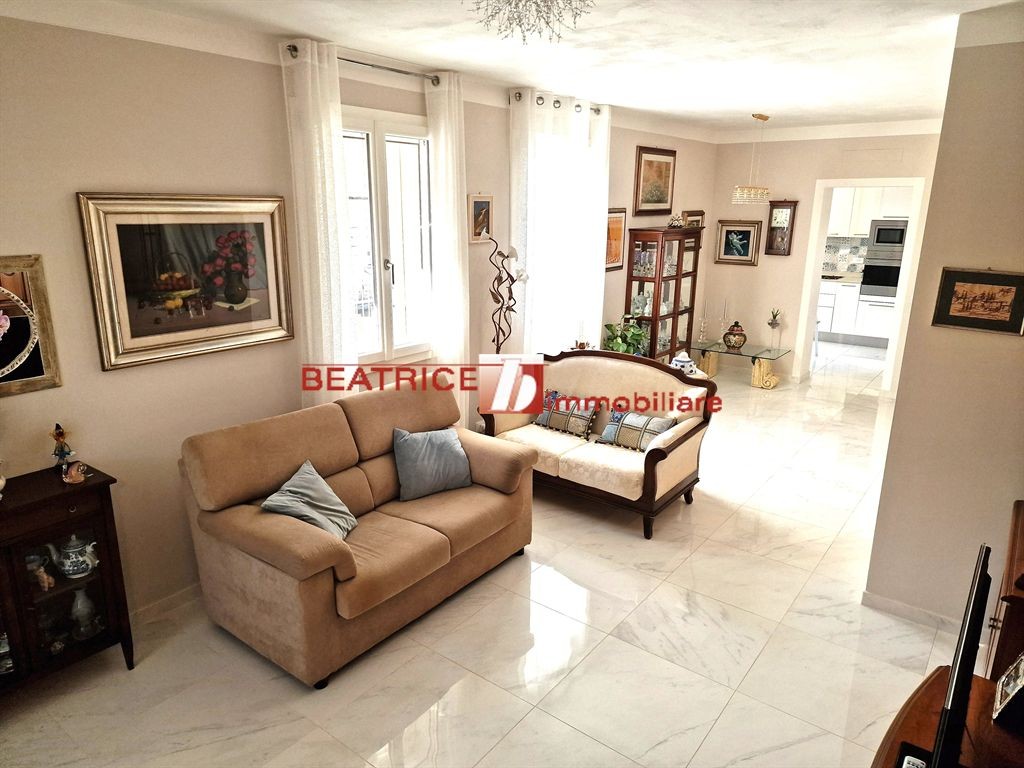 VENDUTA LA NUDA PROPRIETA' / CON DIRITTO DI USUFRUTTO